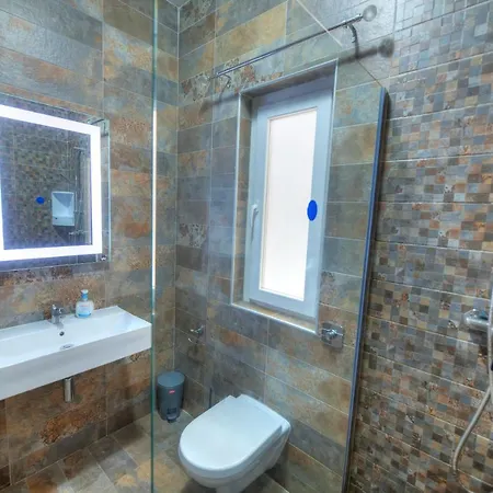 Spacious & Modern 3 Bedroom Near Seafront Jbor1-1 شقة Gzira